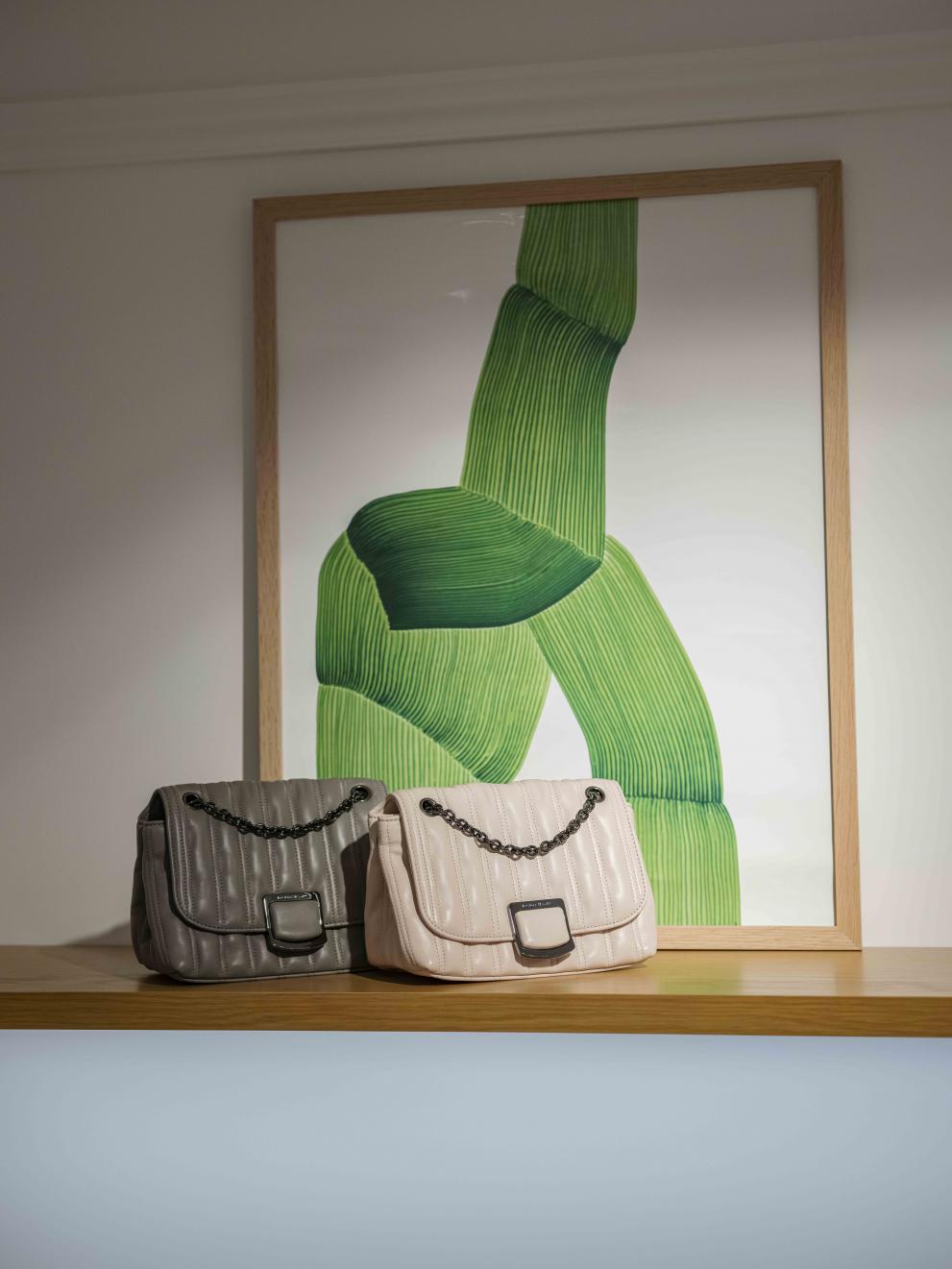 Lagardère Travel Retail Singapore Partners with Longchamp to Recreate A